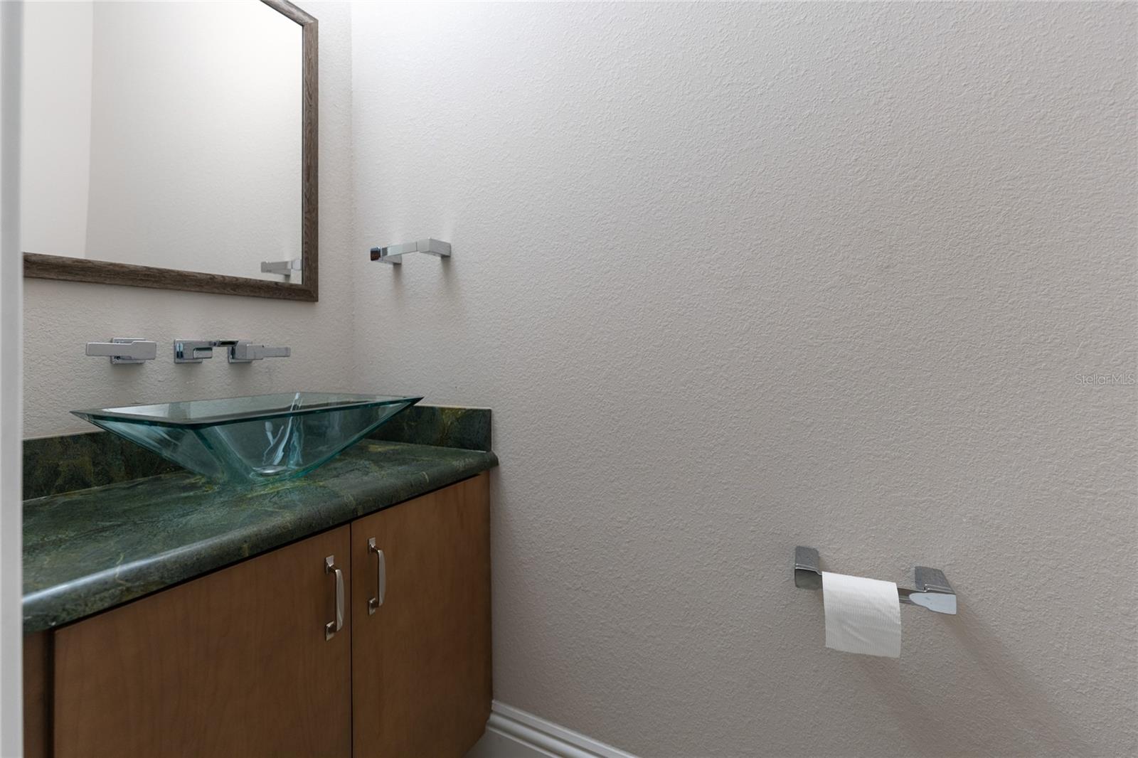 KEENES POINTE UN #11 - Residential