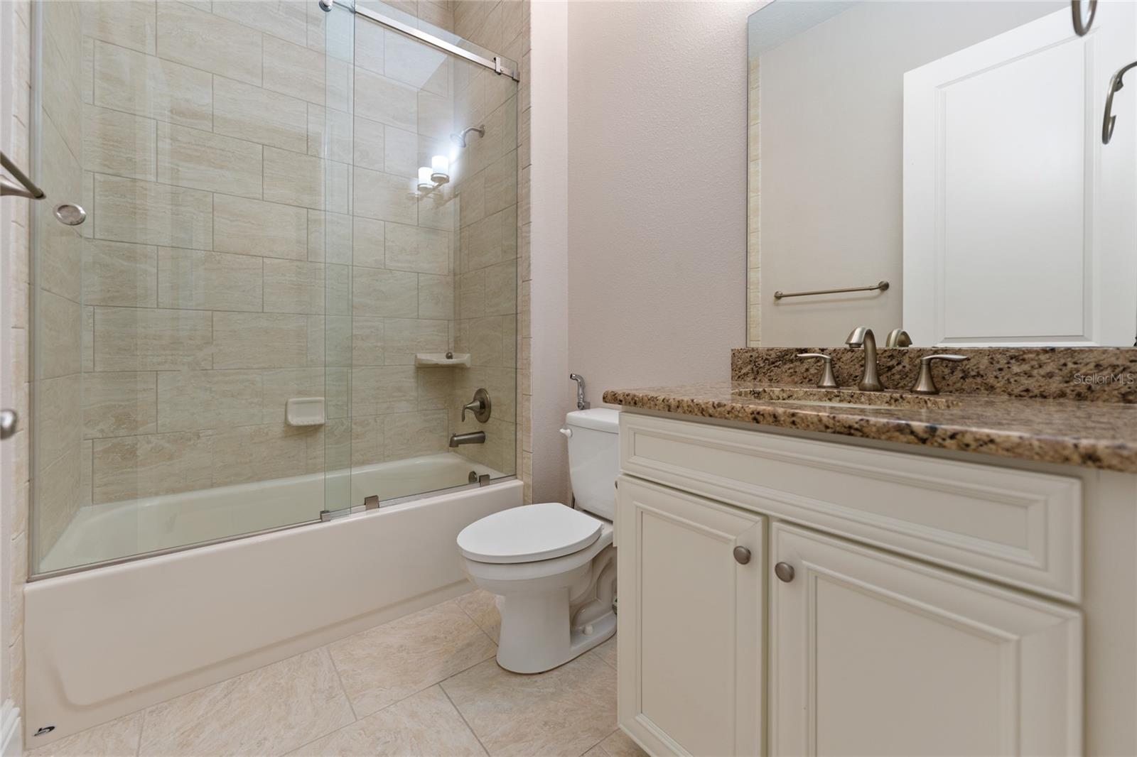 KEENES POINTE UN #11 - Residential