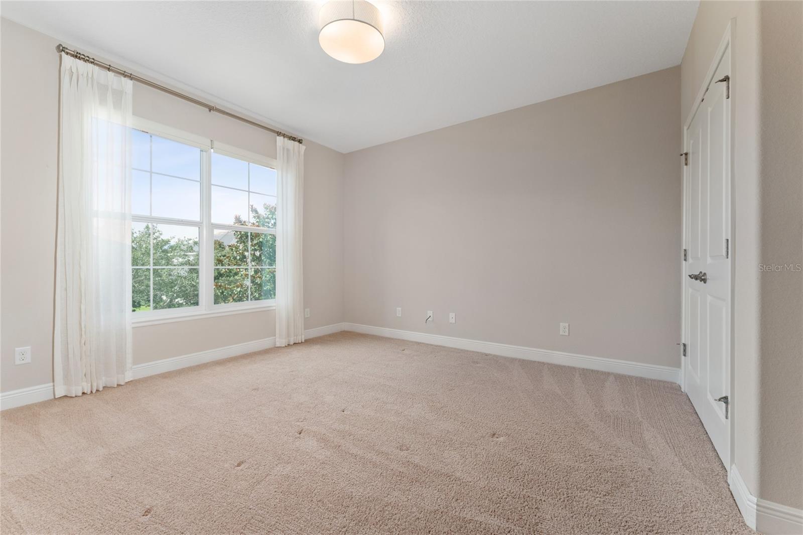 KEENES POINTE UN #11 - Residential