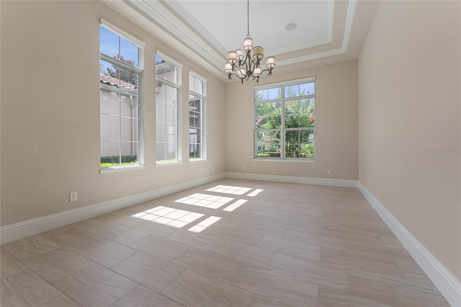 KEENES POINTE UN #11 - Residential