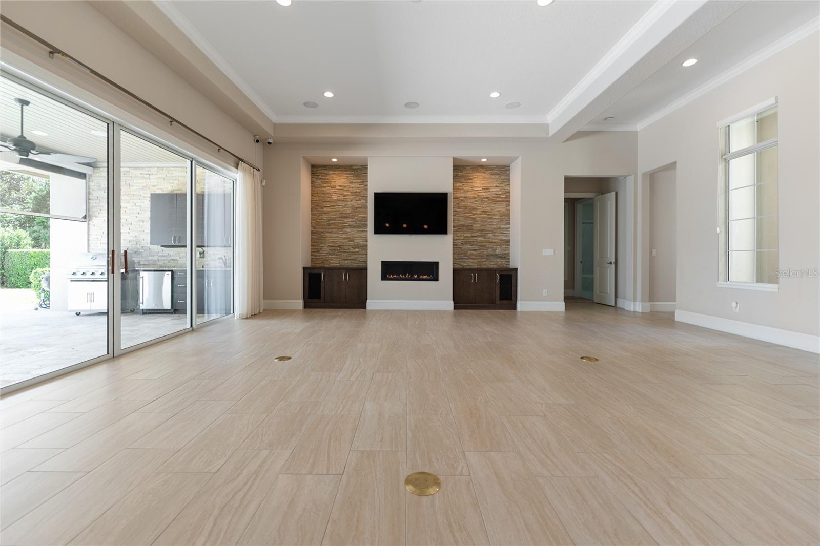 KEENES POINTE UN #11 - Residential