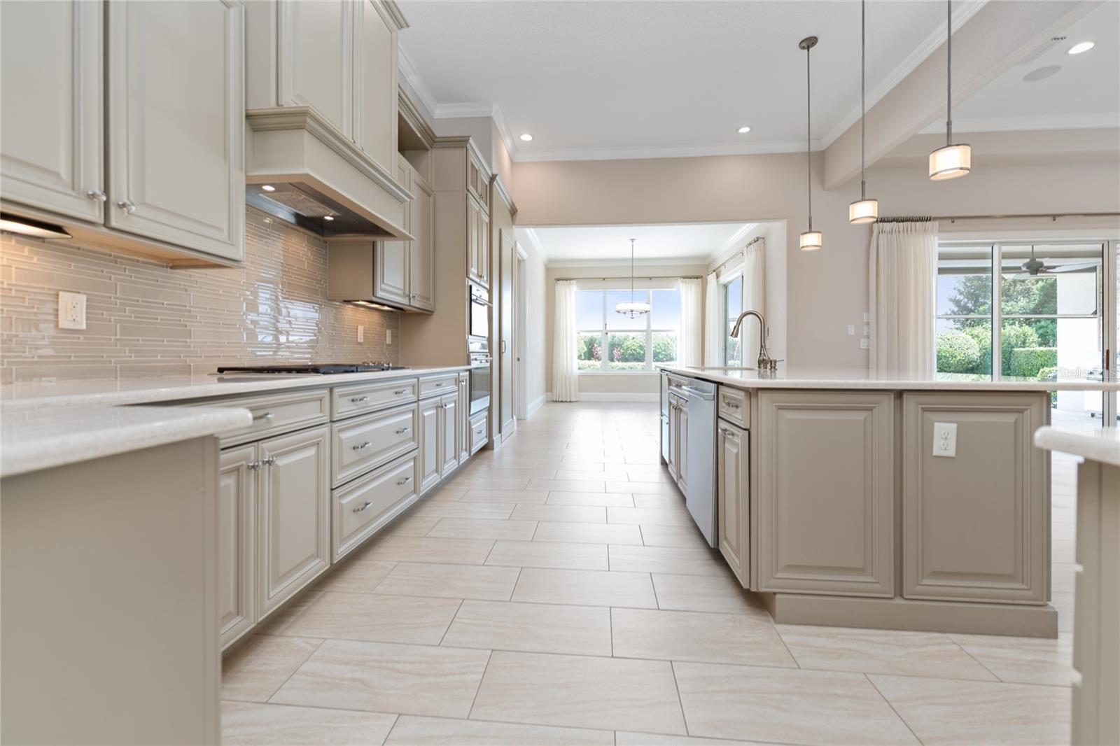 KEENES POINTE UN #11 - Residential