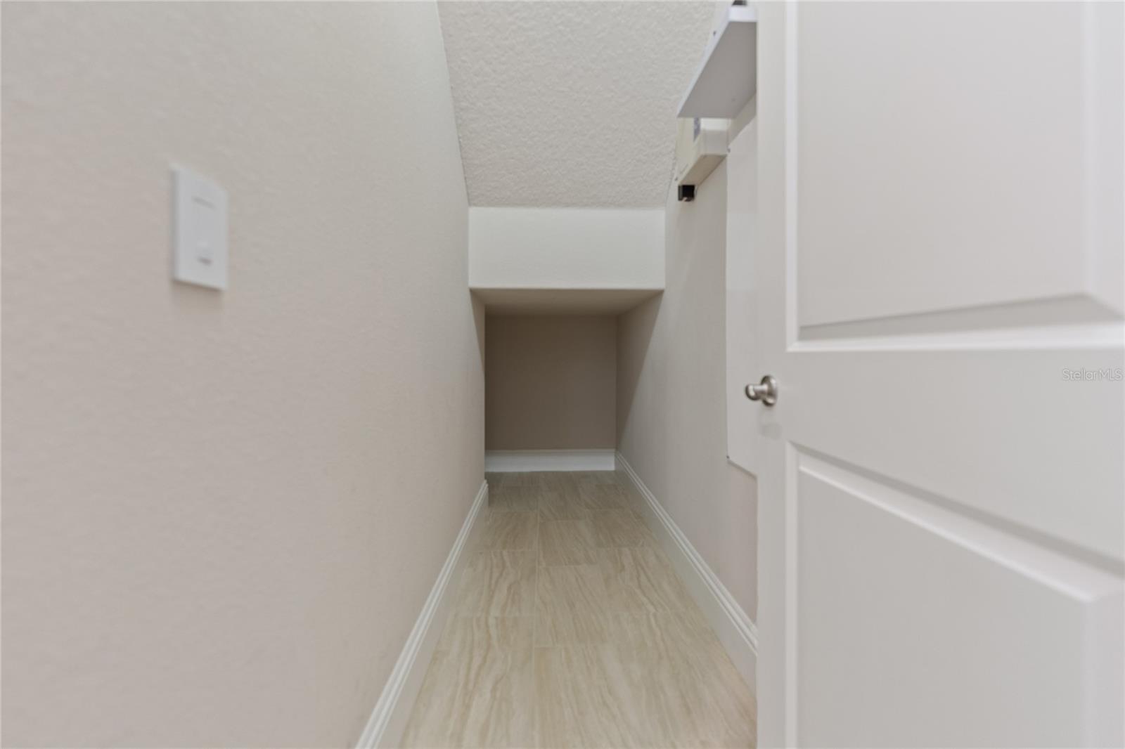 KEENES POINTE UN #11 - Residential