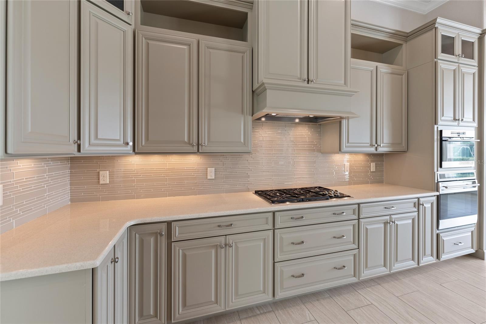 KEENES POINTE UN #11 - Residential