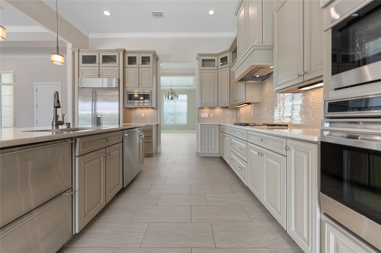 KEENES POINTE UN #11 - Residential