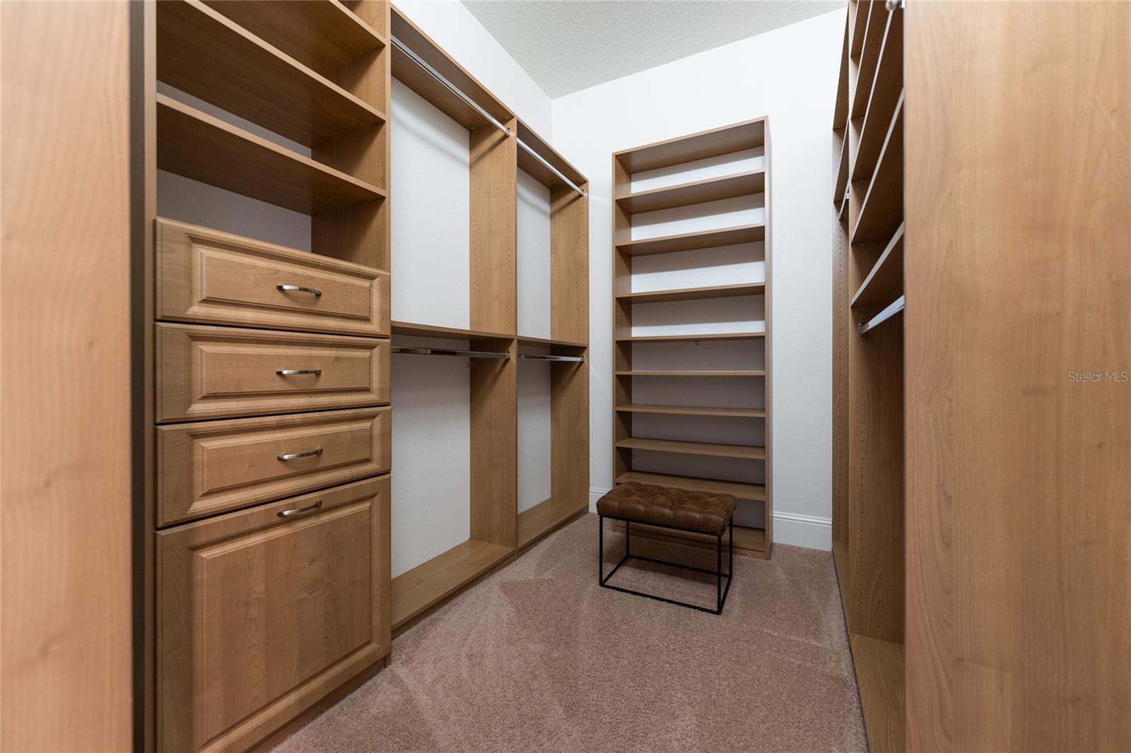 KEENES POINTE UN #11 - Residential