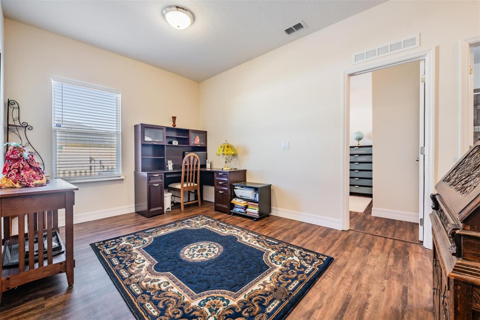 DORAL POINTE NORTH - Residential