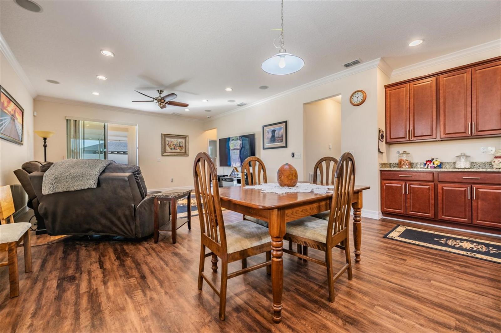 DORAL POINTE NORTH - Residential