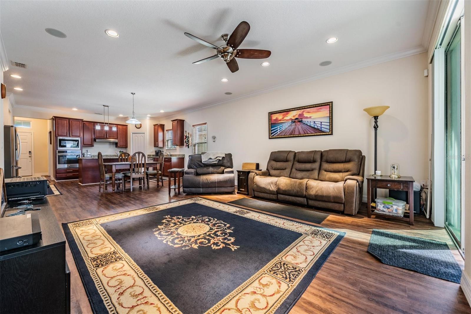 DORAL POINTE NORTH - Residential