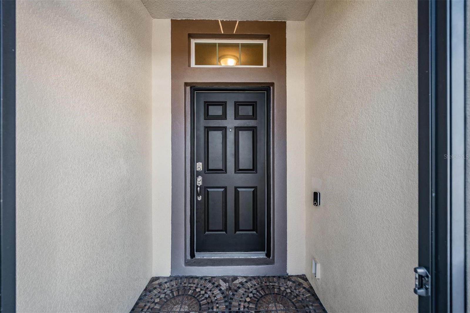 DORAL POINTE NORTH - Residential