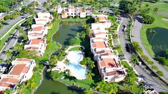 FAIRWAY COURTS - Residential