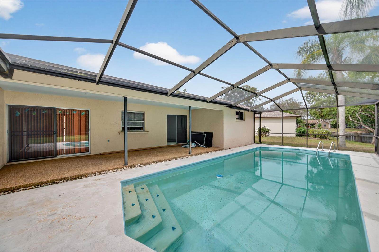 FAIRWAY SPGS - Residential