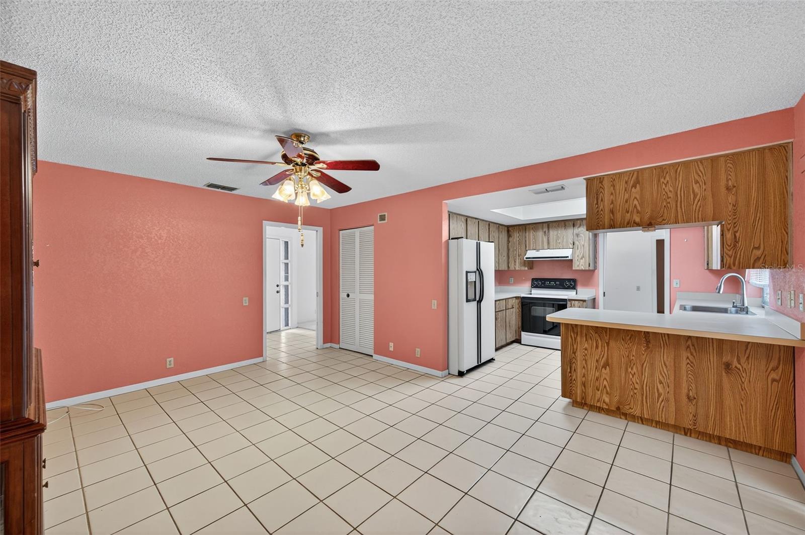 FAIRWAY SPGS - Residential