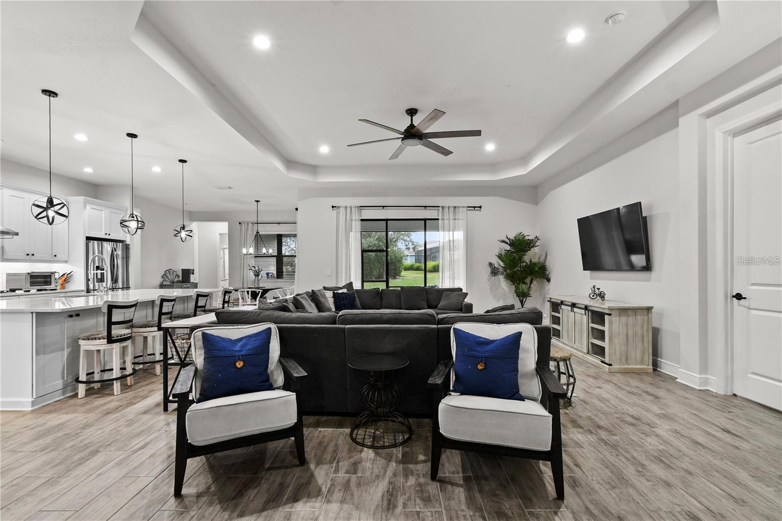 CANOE CREEK PH I - Residential Lease