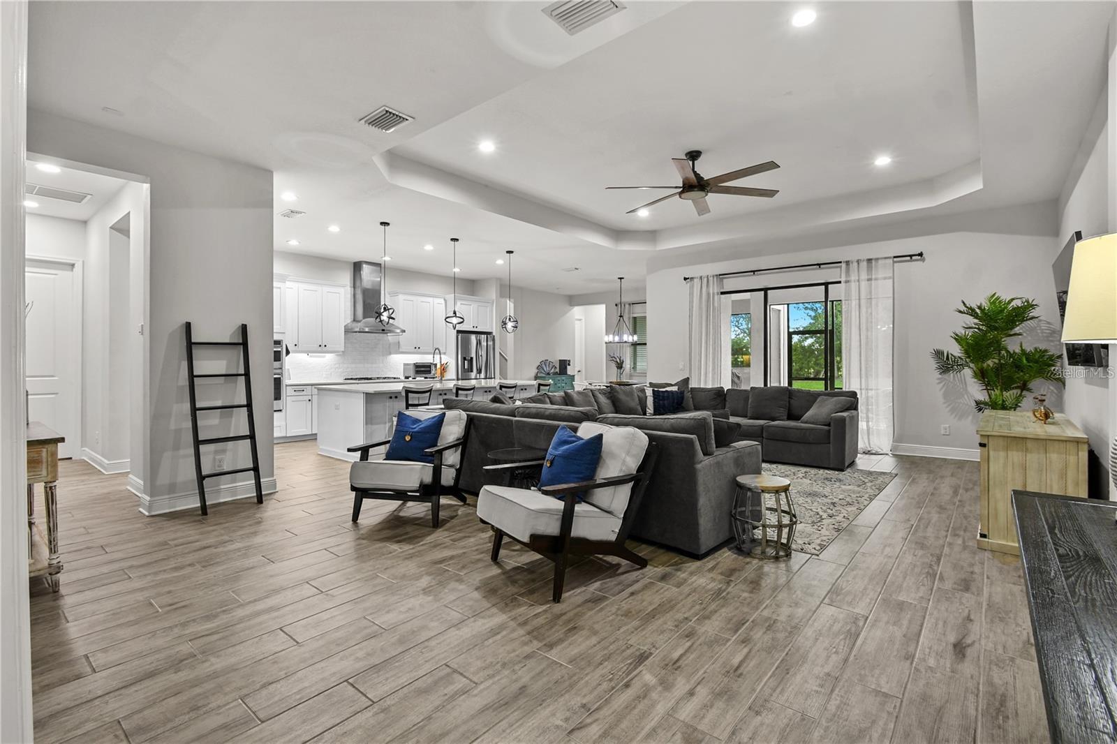 CANOE CREEK PH I - Residential Lease