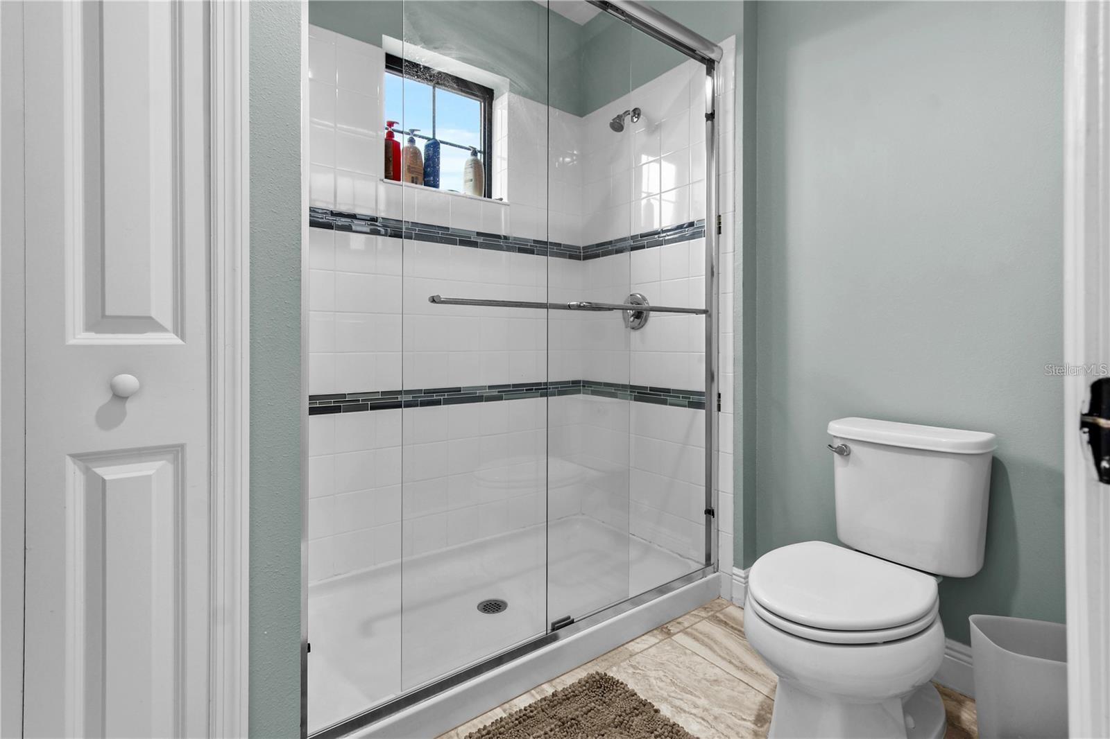 CANOE CREEK PH I - Residential Lease