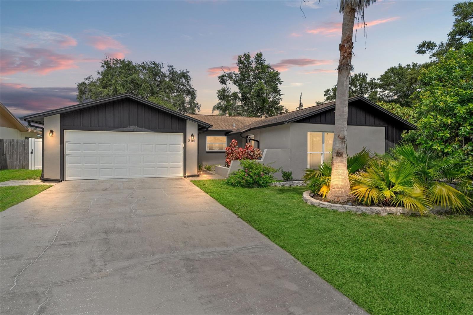 COUNTRY VILLAS - Residential