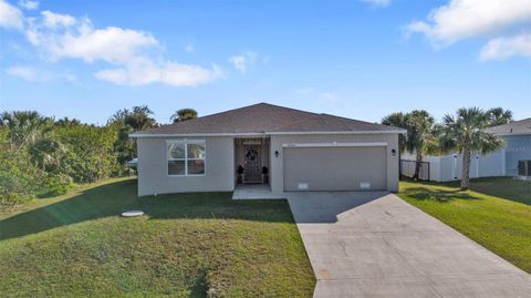 A home in PORT CHARLOTTE