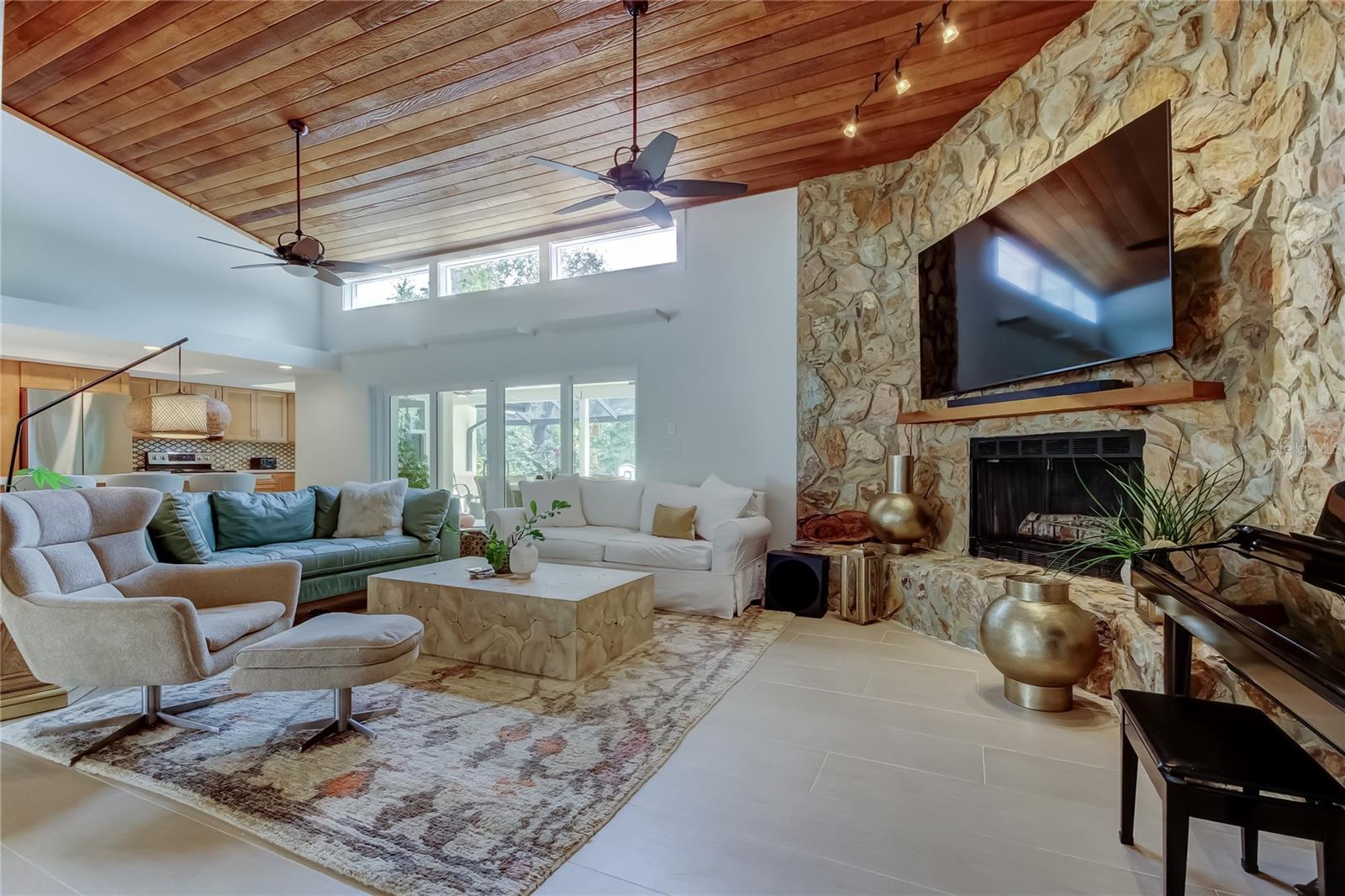 RAINBOW FARMS - Residential