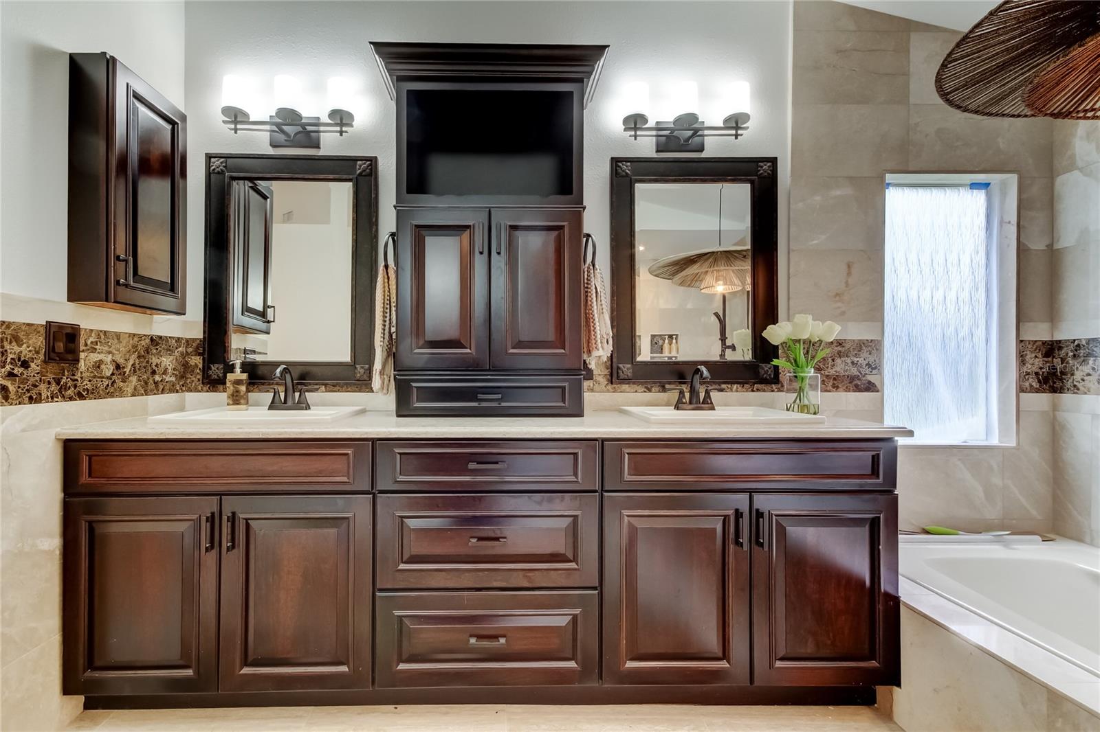 RAINBOW FARMS - Residential