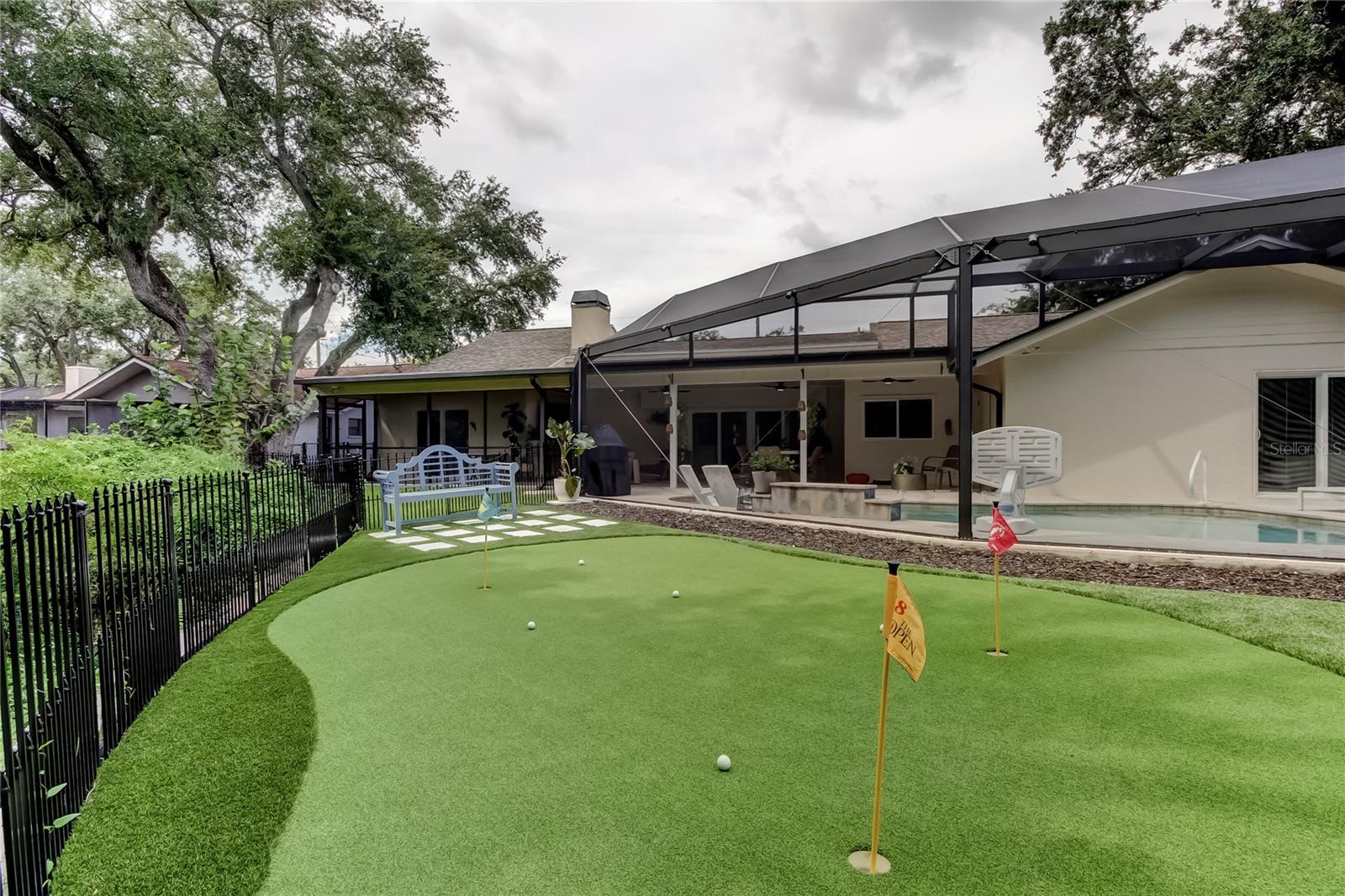 RAINBOW FARMS - Residential