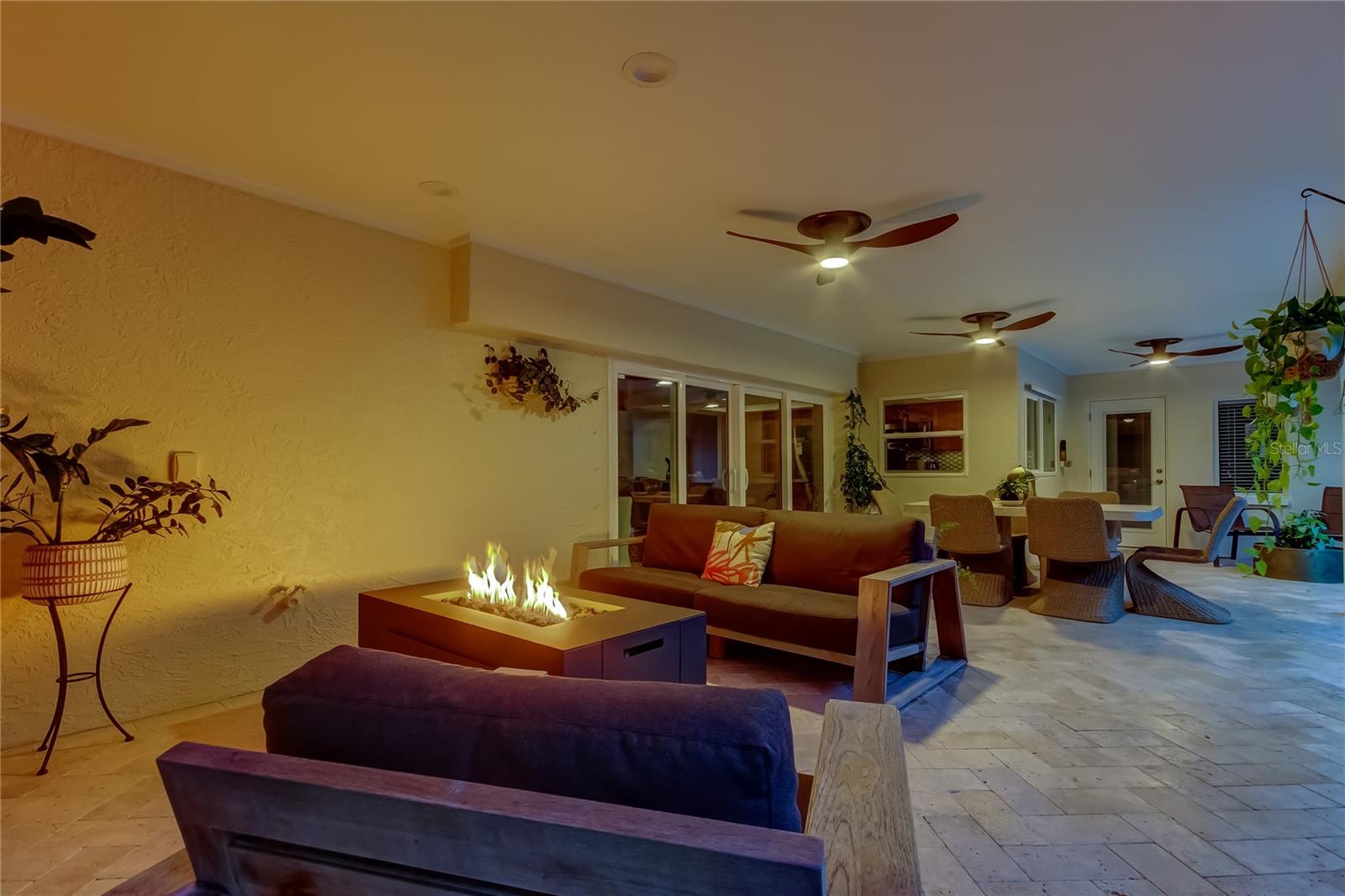 RAINBOW FARMS - Residential