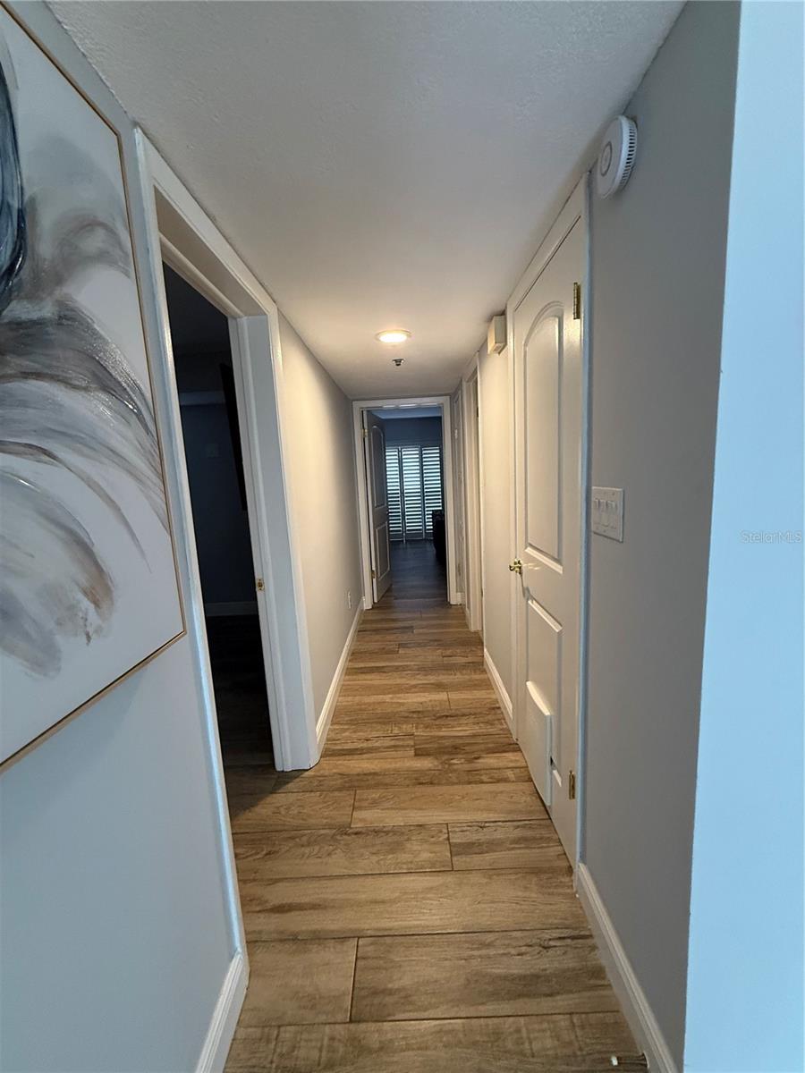 ONE THOUSAND OAKS REP - Residential