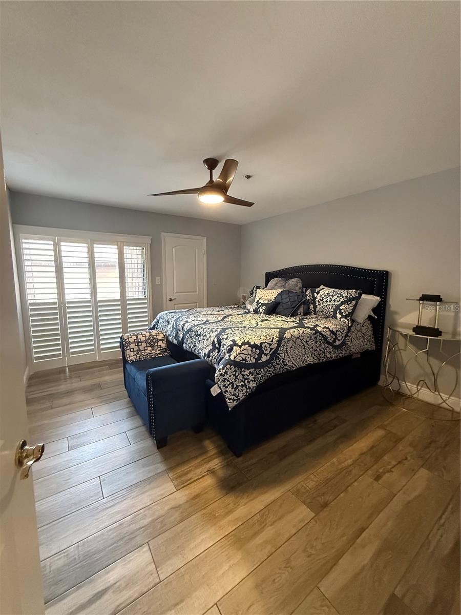 ONE THOUSAND OAKS REP - Residential