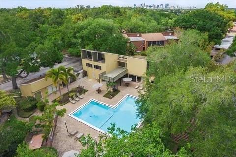 ONE THOUSAND OAKS REP - Residential