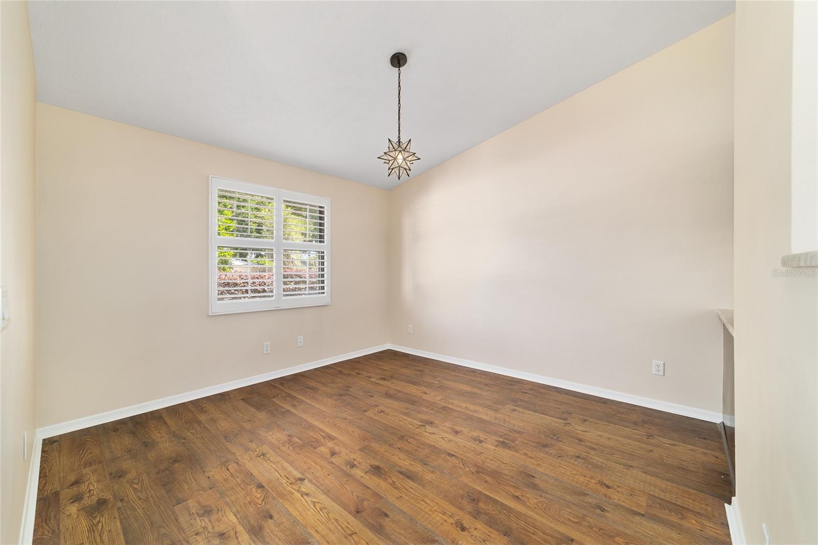 INVERNESS GOLF & COUNTRY CLUB - Residential