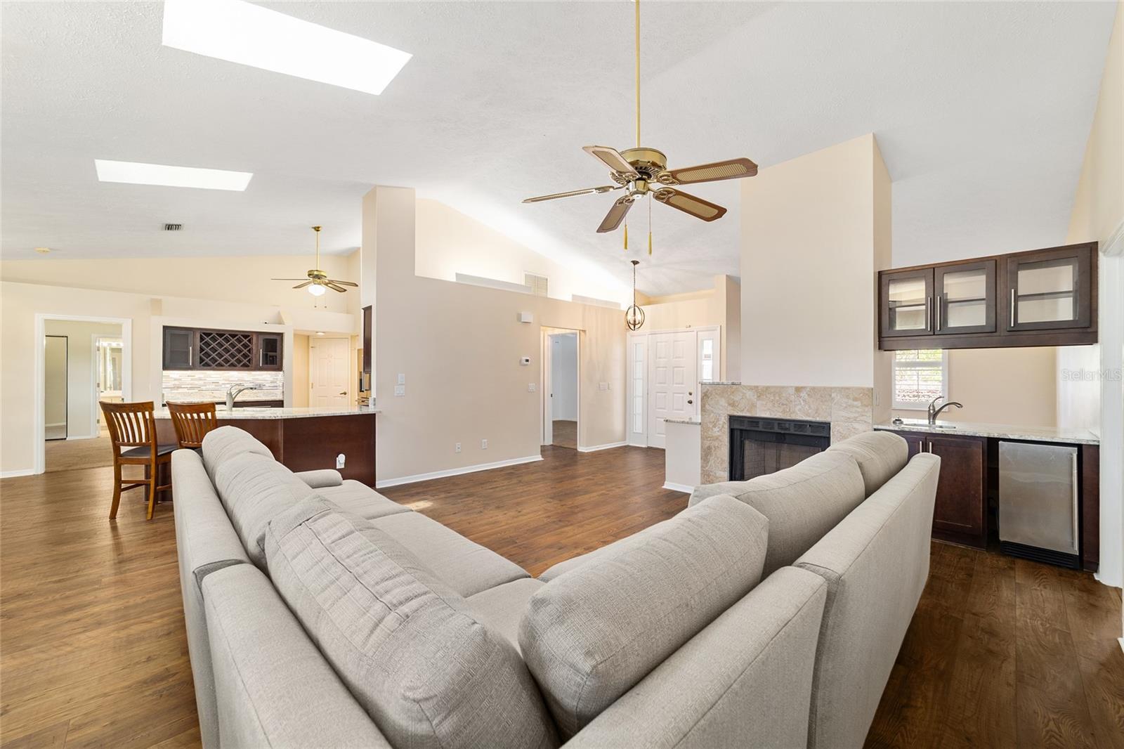 INVERNESS GOLF & COUNTRY CLUB - Residential