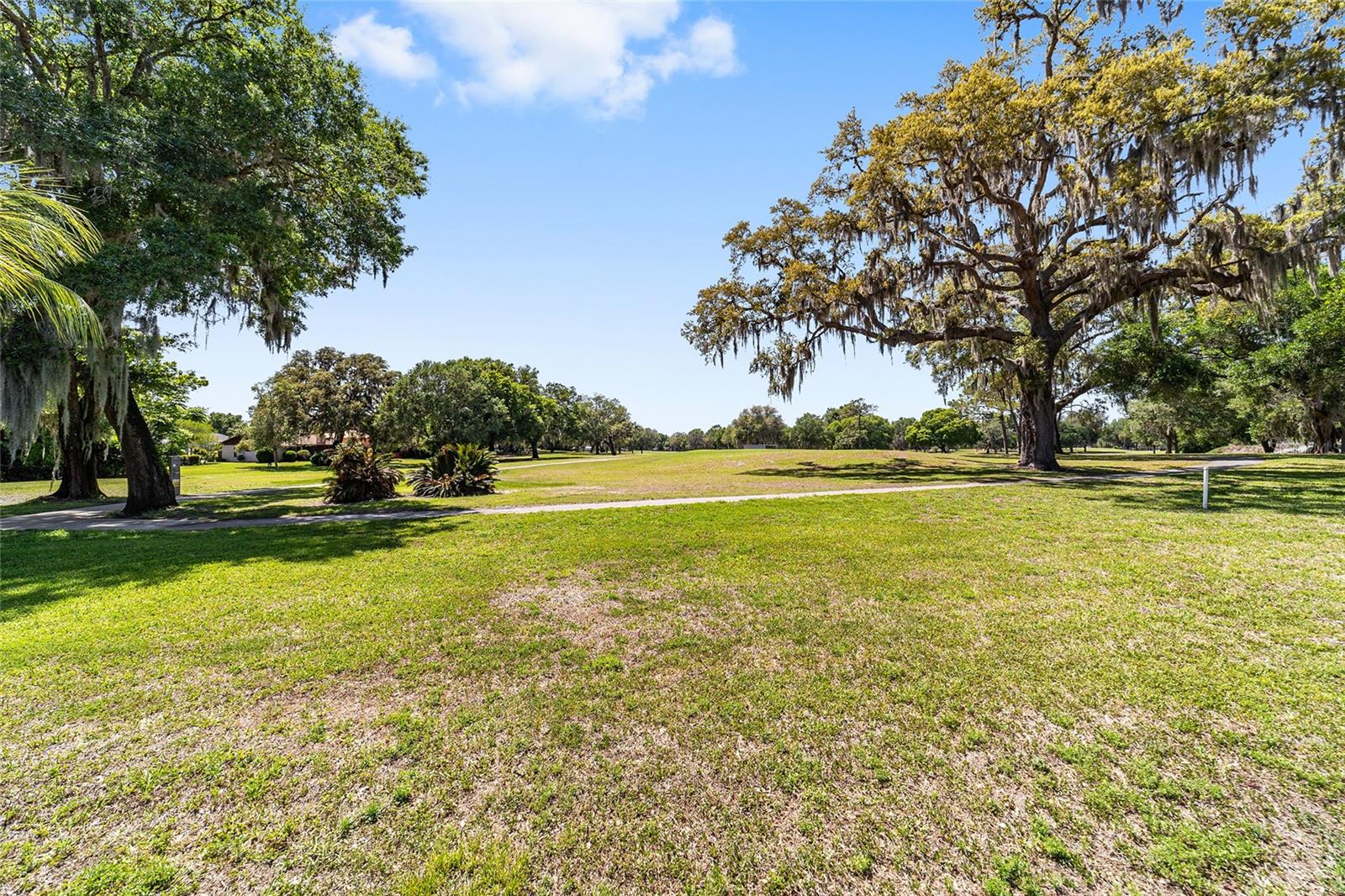 INVERNESS GOLF & COUNTRY CLUB - Residential