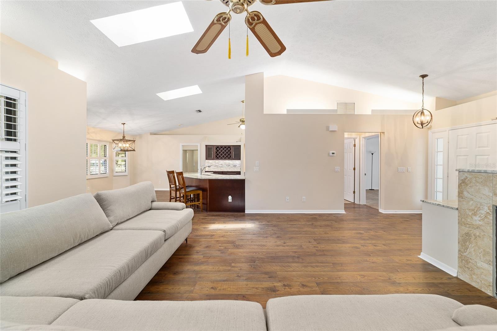 INVERNESS GOLF & COUNTRY CLUB - Residential