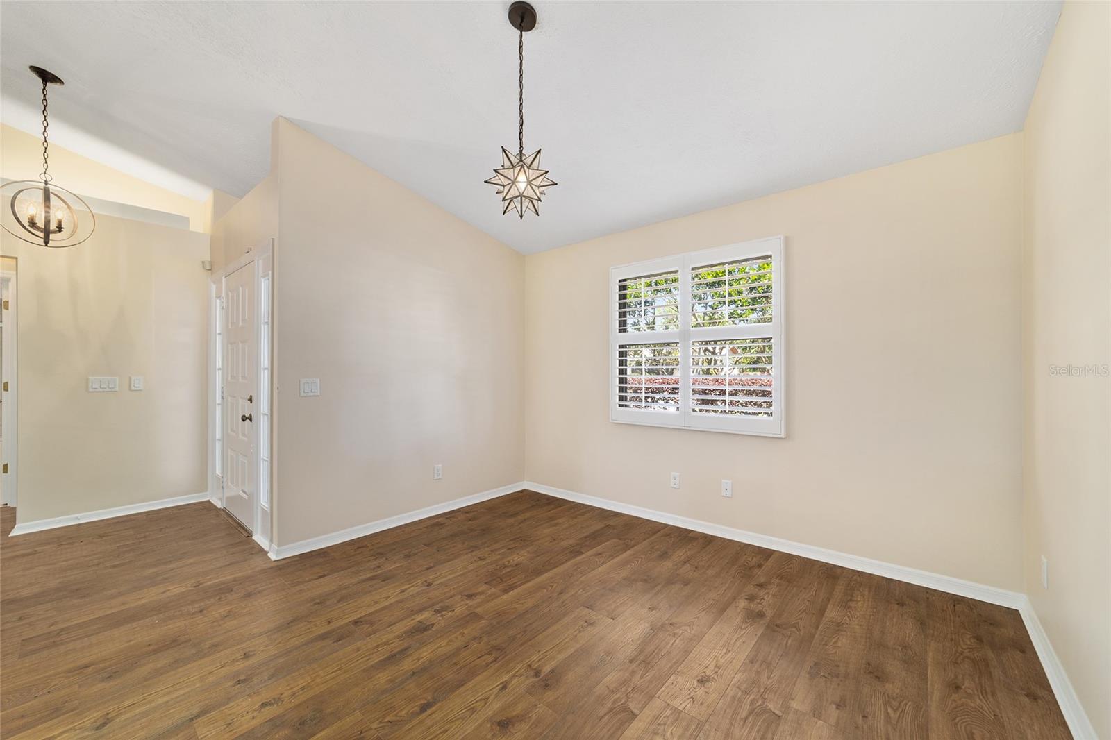 INVERNESS GOLF & COUNTRY CLUB - Residential