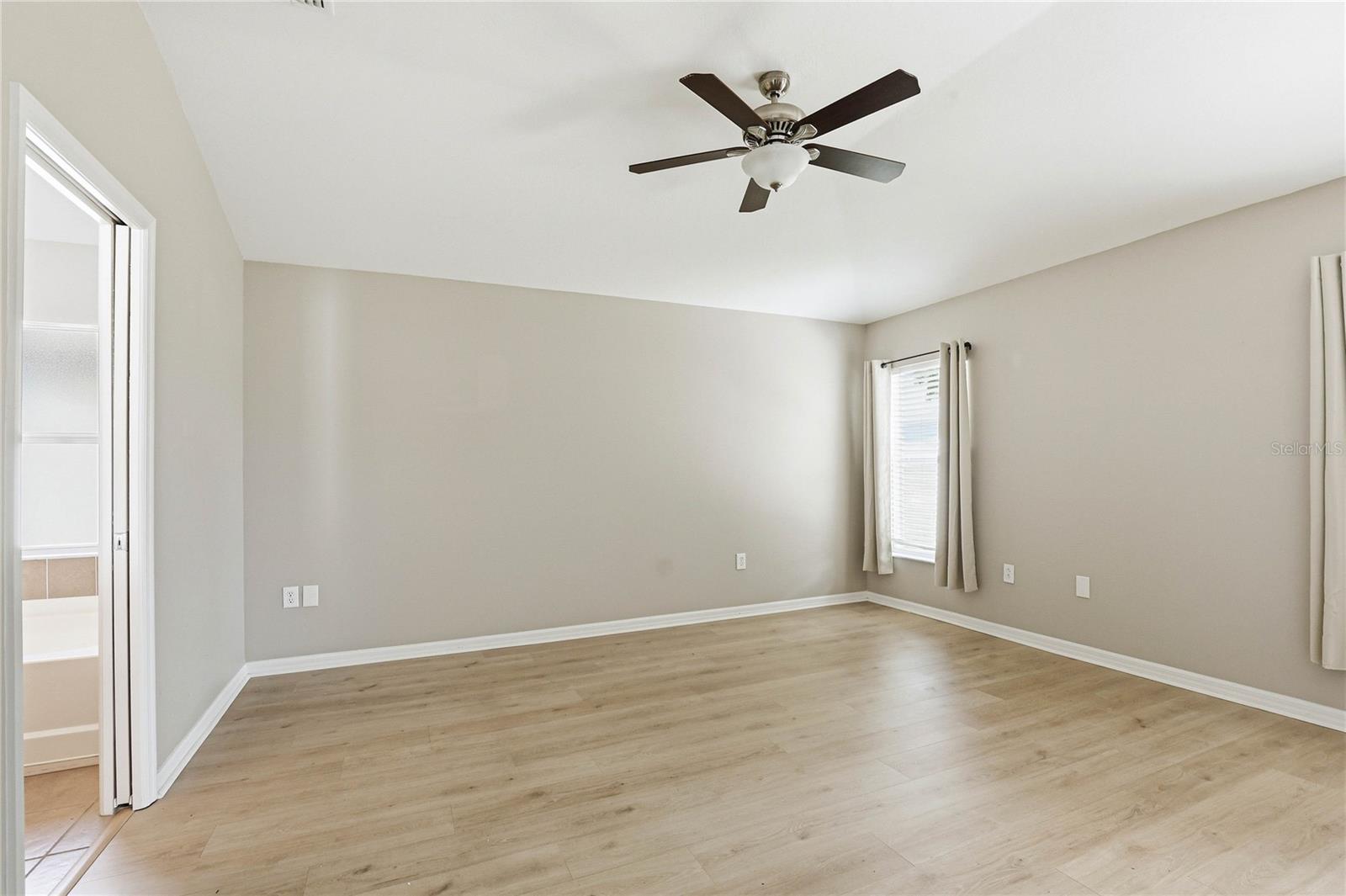 OAK CREEK A-C PH 02 - Residential