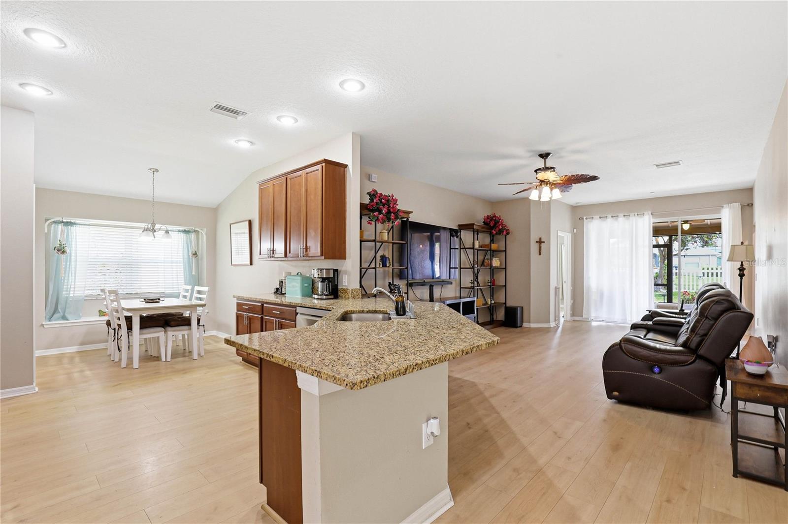 OAK CREEK A-C PH 02 - Residential