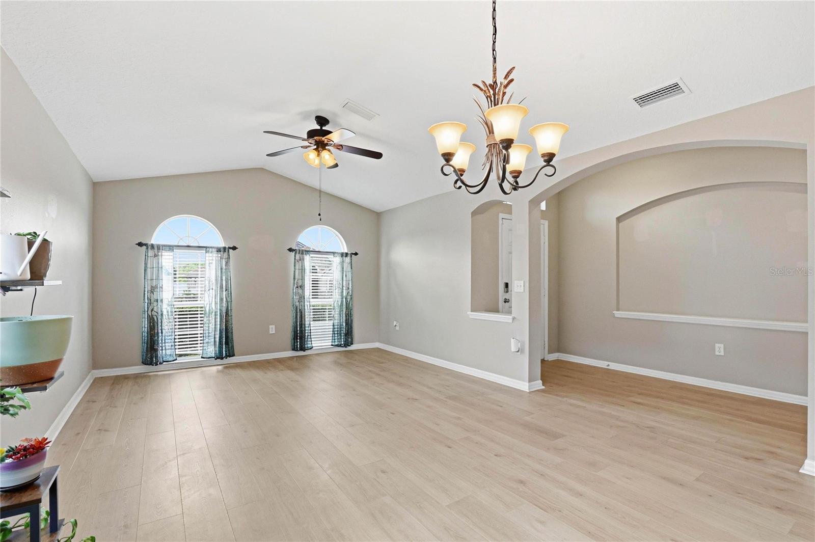 OAK CREEK A-C PH 02 - Residential