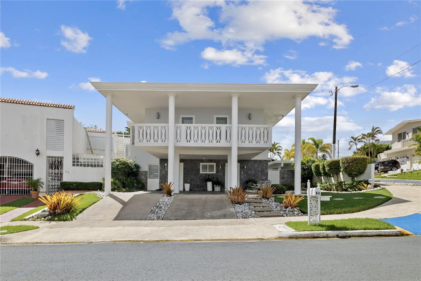 EL REMANSO - Residential