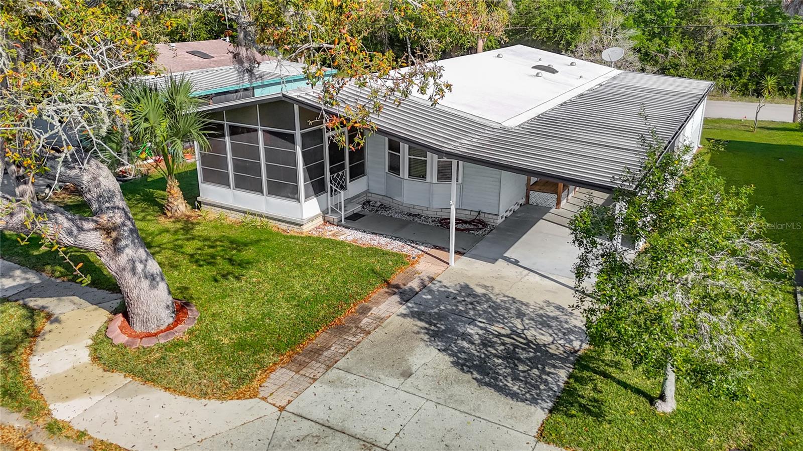 LAKE MARINETTE MOBILE HOME PARK - Residential