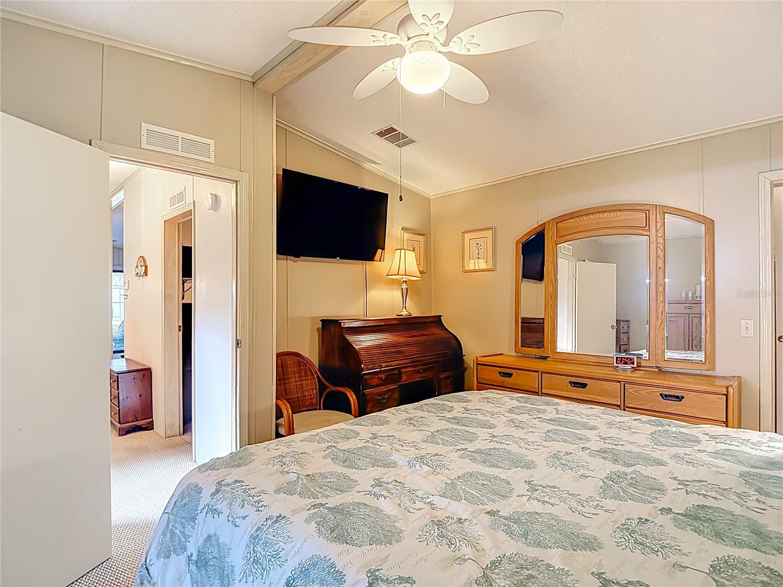 LAKE MARINETTE MOBILE HOME PARK - Residential