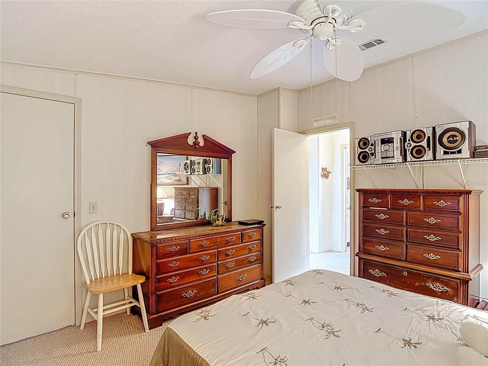 LAKE MARINETTE MOBILE HOME PARK - Residential