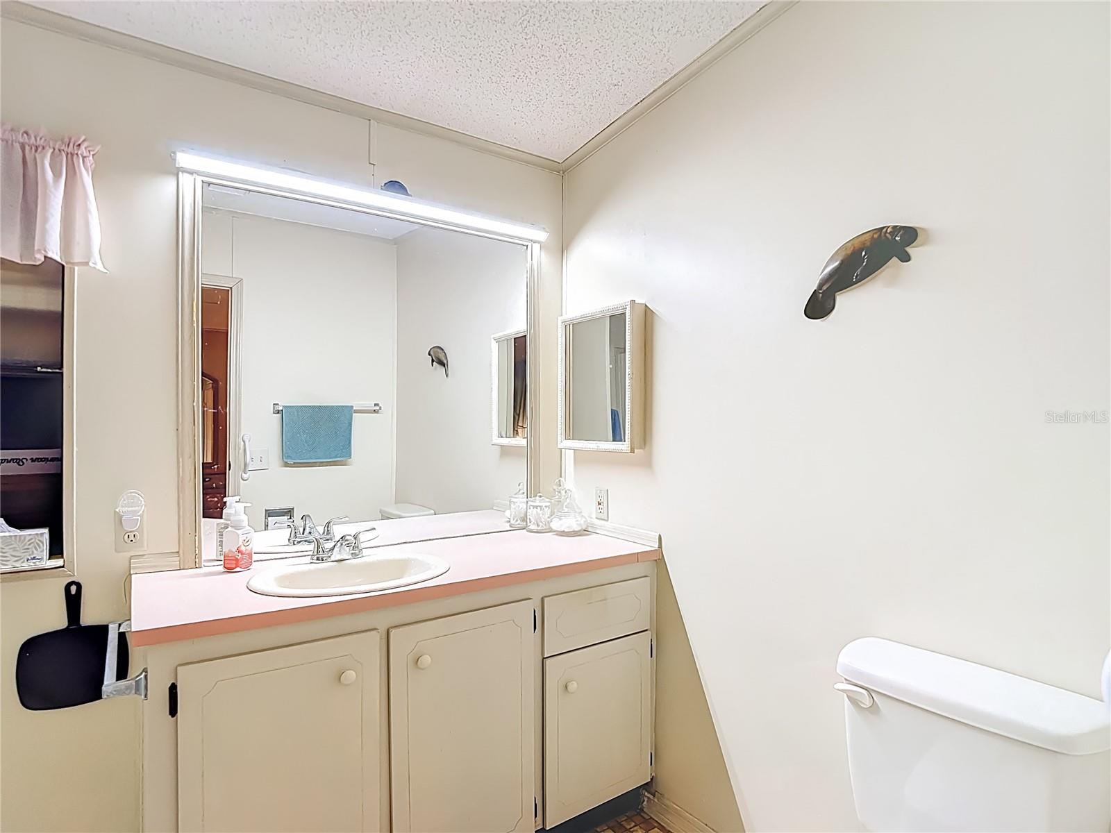 LAKE MARINETTE MOBILE HOME PARK - Residential