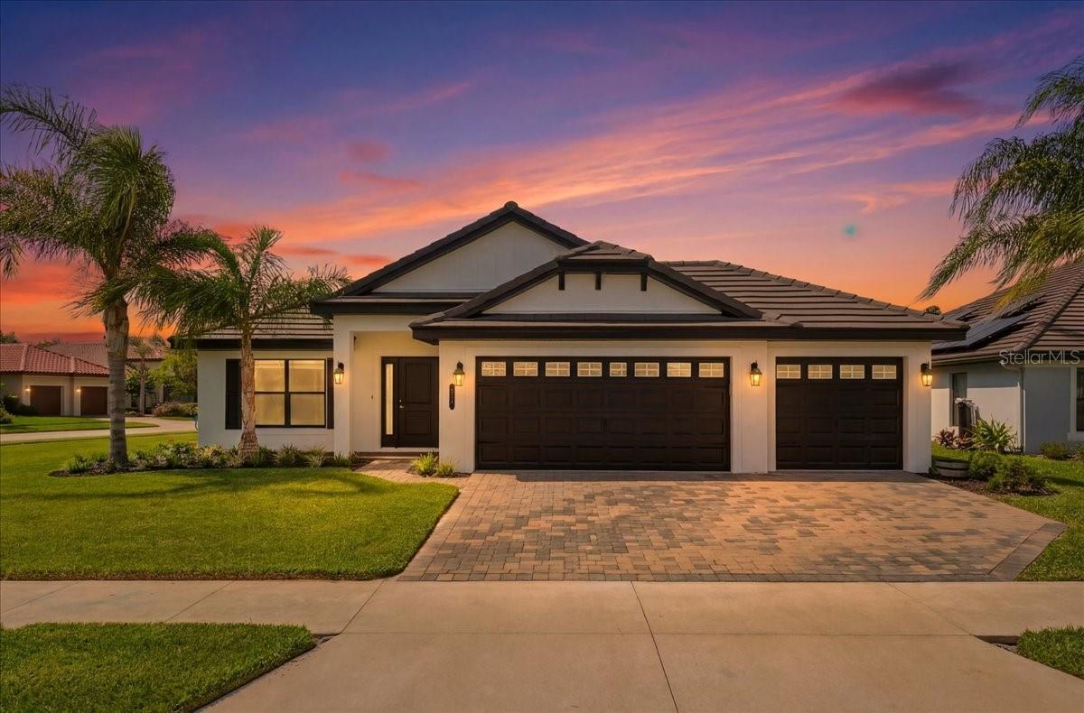 477 LAKE VISTA DRIVE