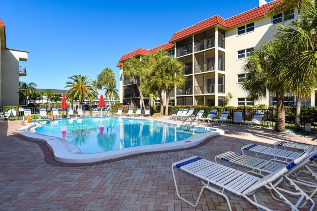 925 BEACH ROAD 310