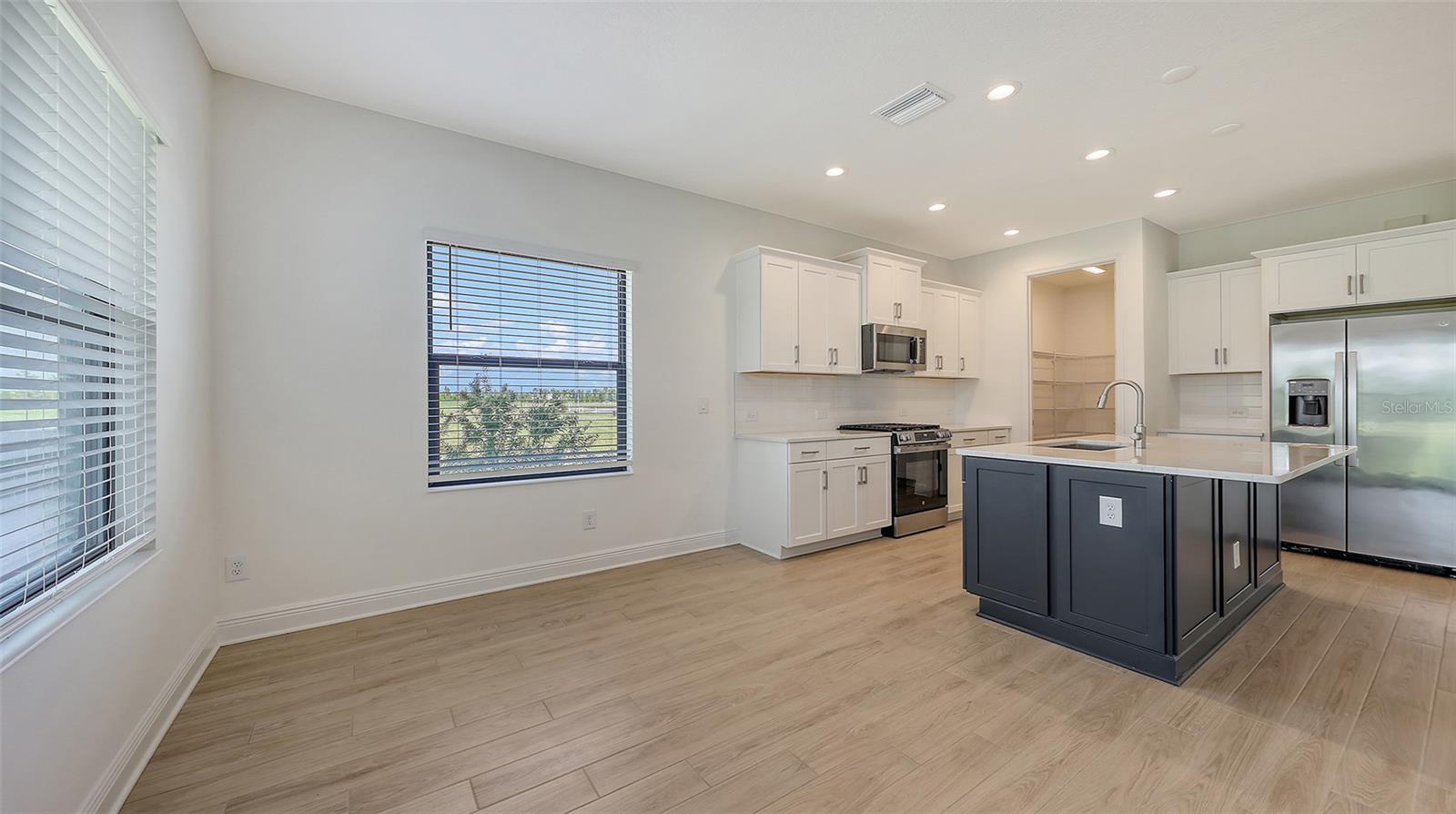 PALM GROVE AT LAKEWOOD RANCH - Residential