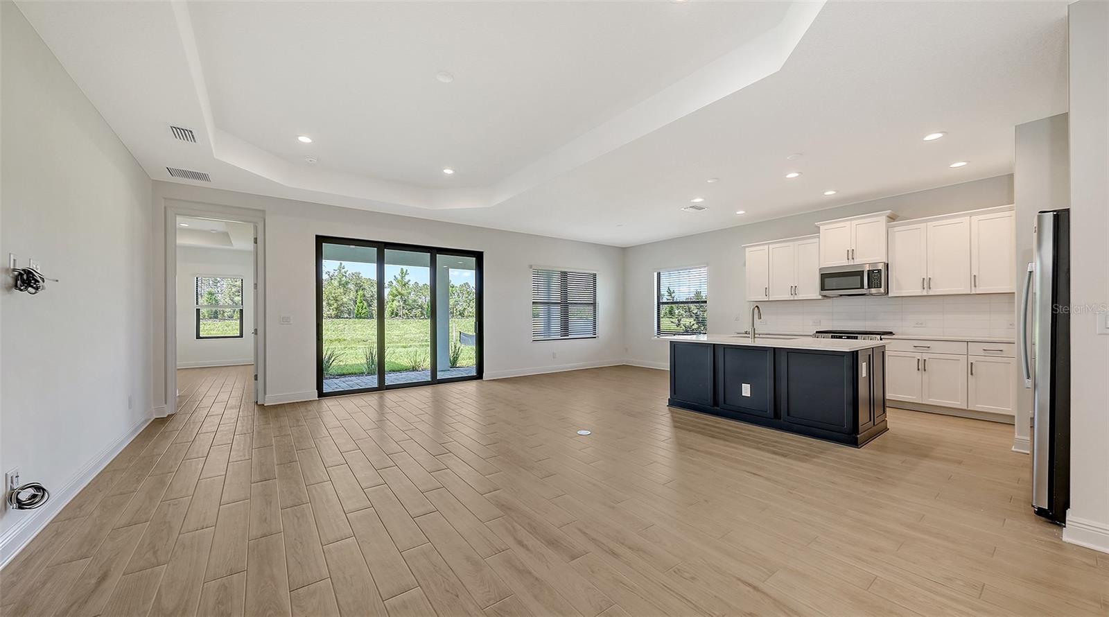 PALM GROVE AT LAKEWOOD RANCH - Residential