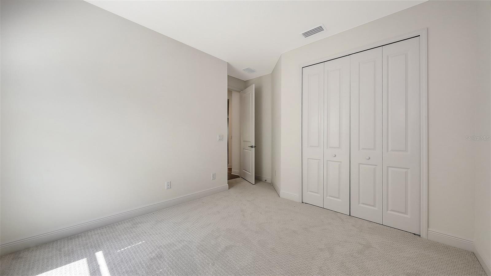 PALM GROVE AT LAKEWOOD RANCH - Residential