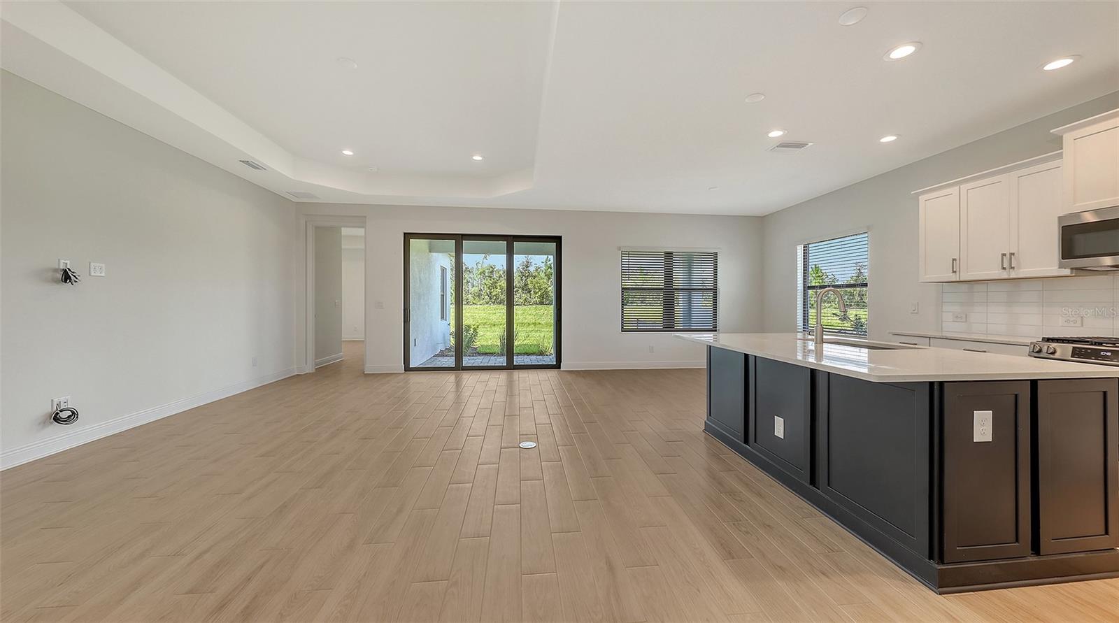 PALM GROVE AT LAKEWOOD RANCH - Residential