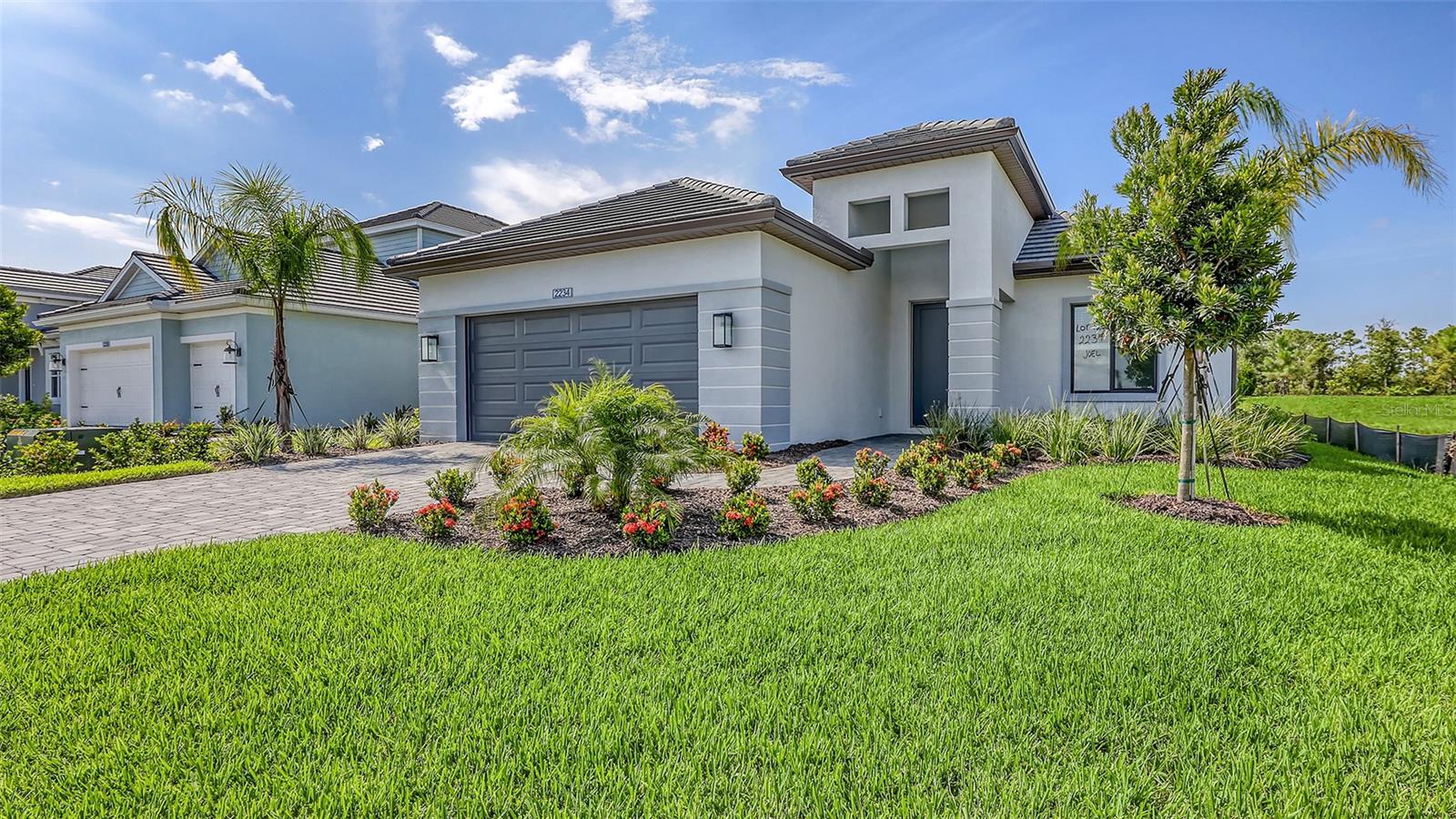 PALM GROVE AT LAKEWOOD RANCH - Residential