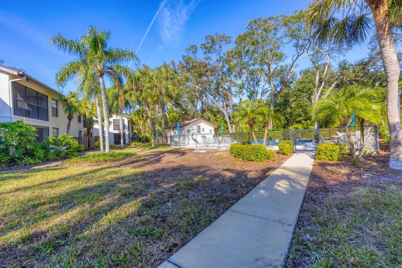 WINSLOW BEACON - Residential Lease